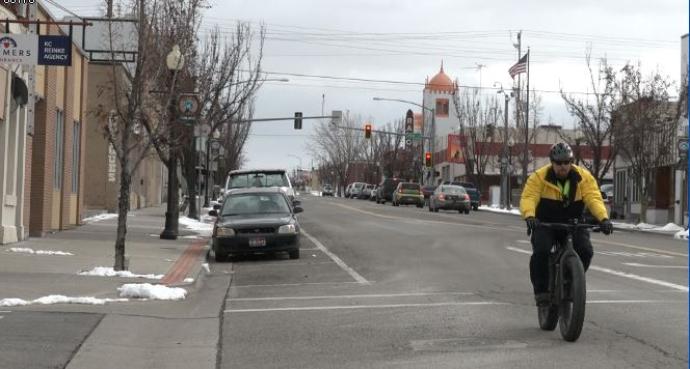 Buhl Police patrolling on bikes, even in winter