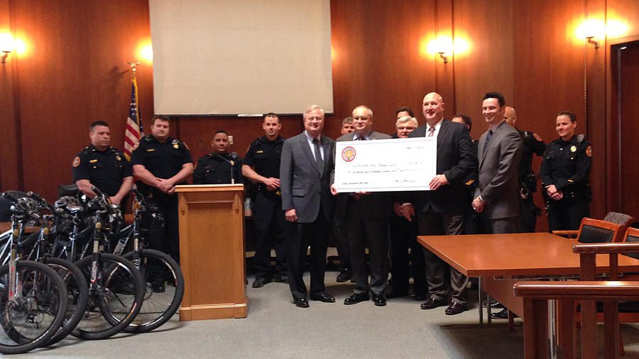 Bethlehem police receive donation for bicycle unit