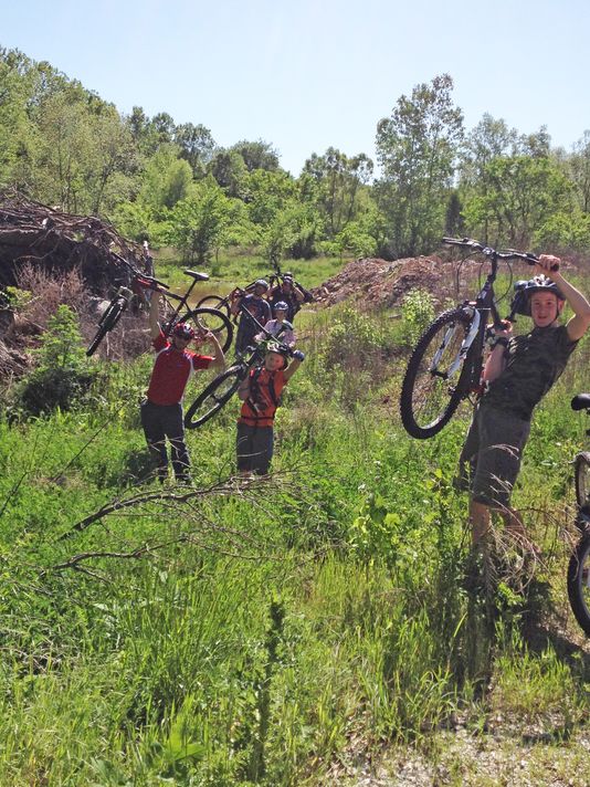Ozark Bike Club gets training by officers