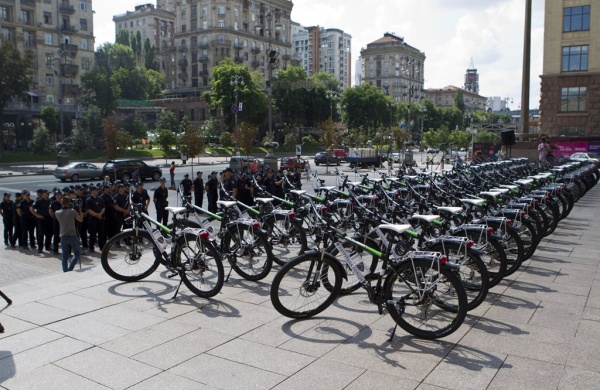 Kyiv police will patrol streets on bikes to beat crime