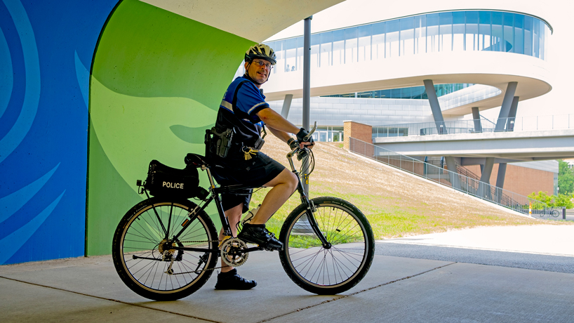 A 25-year ride: Lieutenant Tom McEwen leads with compassion as UMSL Police Department’s longest-serv