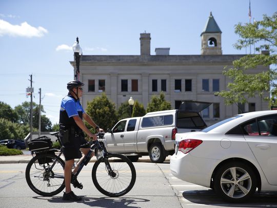 Neenah police pedal toward better relations