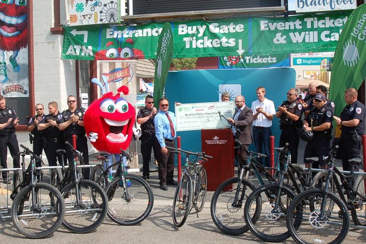 Community helps buy new bikes for Blackfoot Police