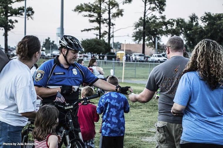 Residents raise funds to purchase new sirens for police bike patrol
