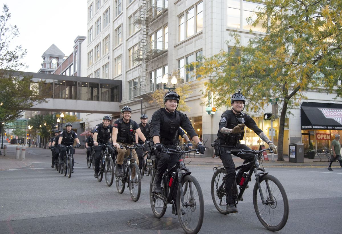 Spokane Police train 30 officers for bike unit