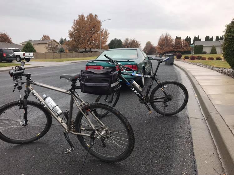 COPS ON BIKES PULL OVER DRUG CAR?