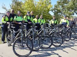 Family donates bikes to Dallas police to thank them for a special friendship