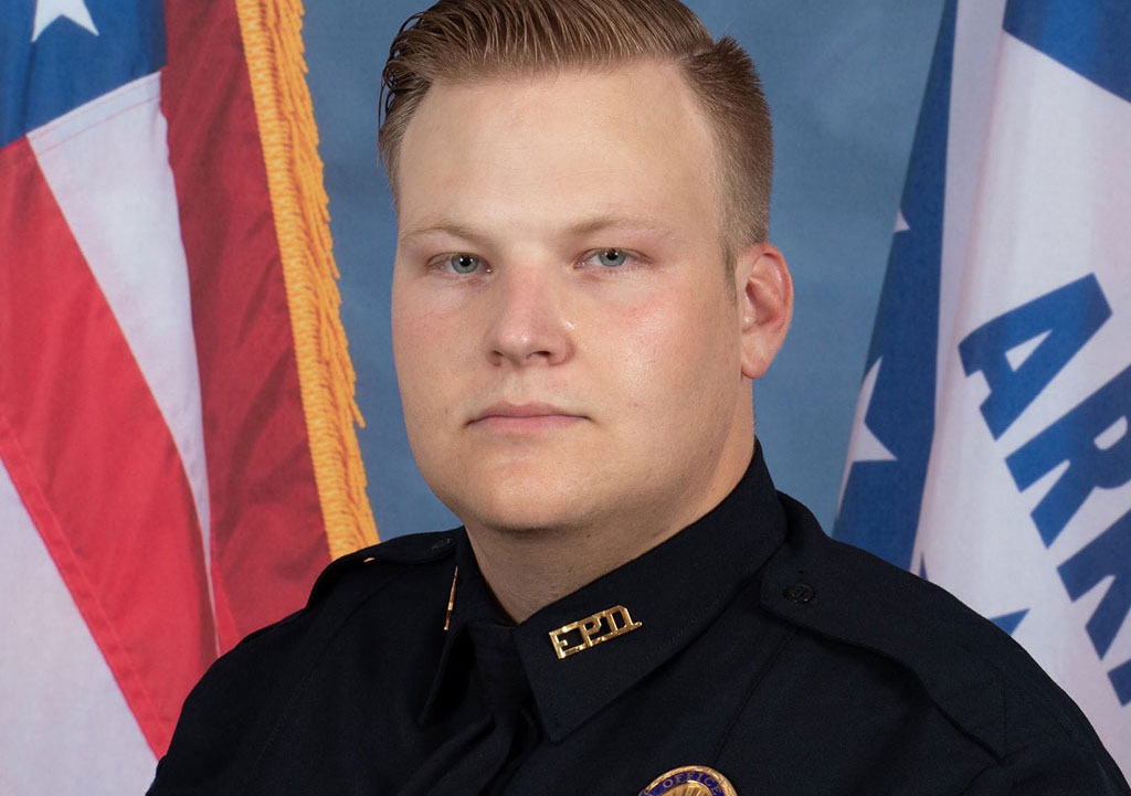 Fayetteville police officer, suspect dead after shooting near downtown square